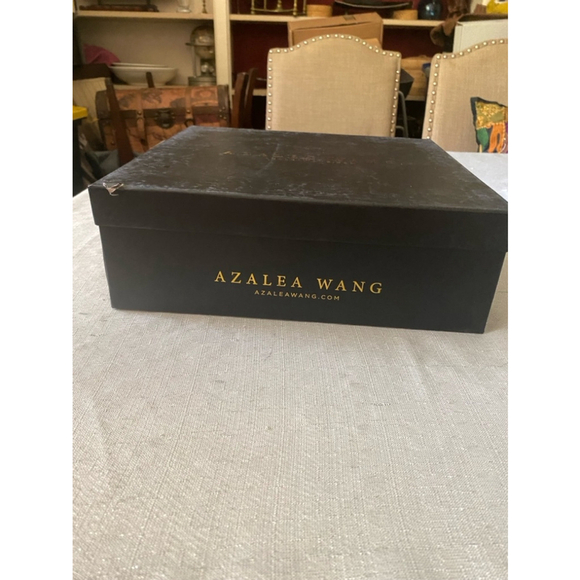 Women's Azalea Wang Dana-Bone wedge booties White, Size 7.5 - Picture 2 of 10